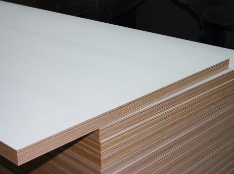 Meranti / Okoume multiplex deuren 40mm